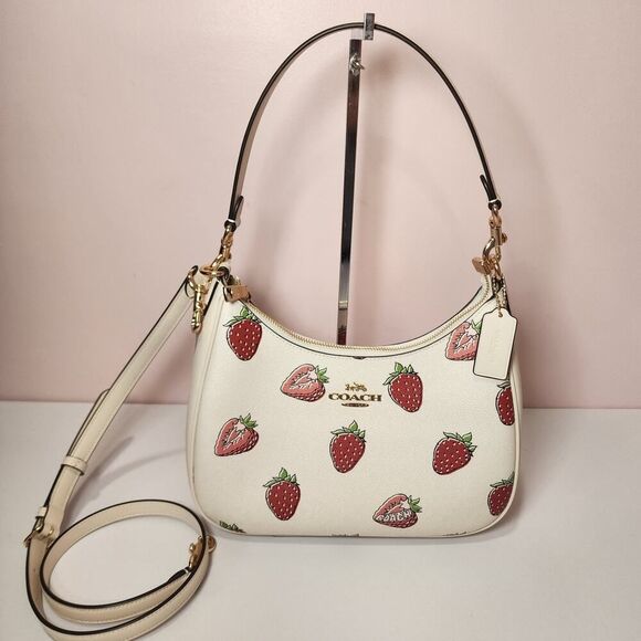 NWT Coach CAL67 Teri Hobo Bag With Strawberry Print Gold/Chalk - Picture 1 of 7